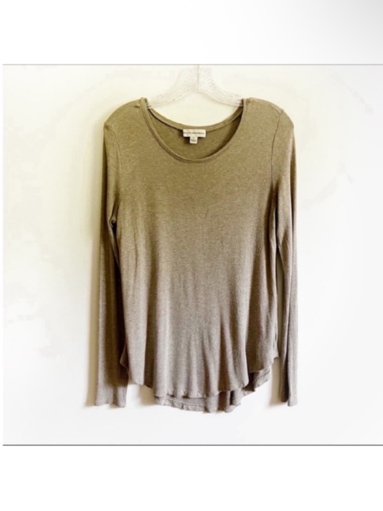 White + Warren Shirt Gray Tan Knit Long Sleeves Curved Hem
